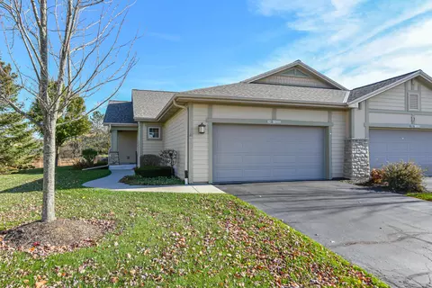 s70w15232 Honeysuckle, Muskego, WI 53150