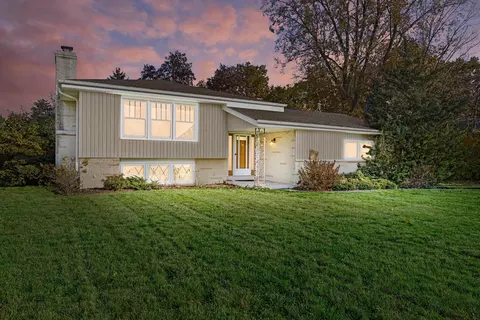 5820 Tahoe, Mount Pleasant, WI 53406