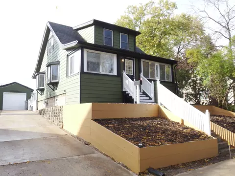 645 S 68th, Milwaukee, WI 53214