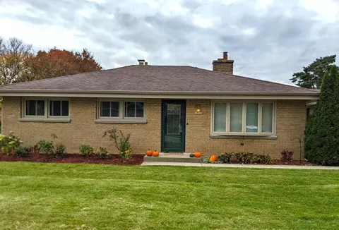 10111 W Melvina, Wauwatosa, WI 53222