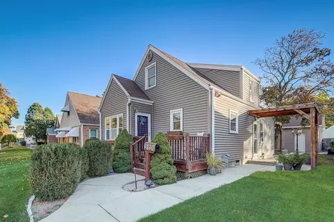 4260 S 4th, Milwaukee, WI 53207