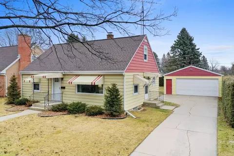 1333 N 10th, Manitowoc, WI 54220