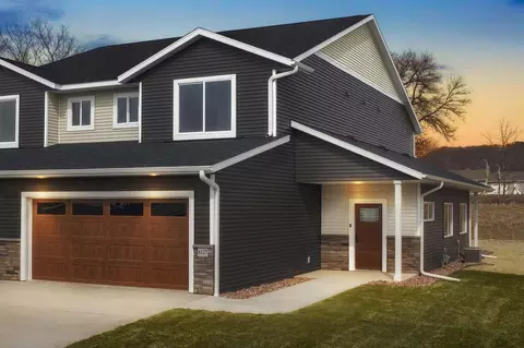 6127 River Run, La Crosse, WI 54601