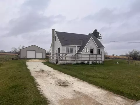 5418 County Road J, Franklin, WI 54230