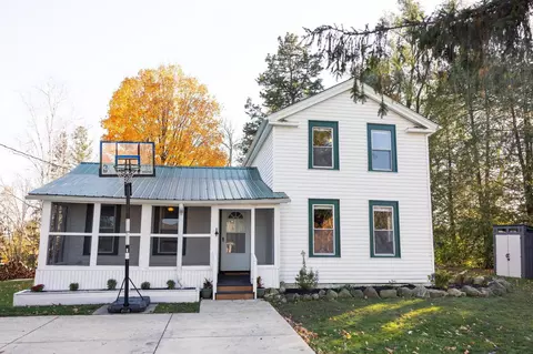 7167 Hudson, Lake Geneva, WI 53147