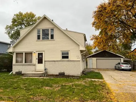 5708 N 87th #5710, Milwaukee, WI 53225