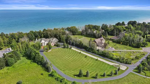 14250 N Birchwood, Mequon, WI 53097