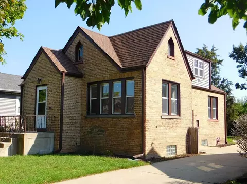7547 26th, Kenosha, WI 53143