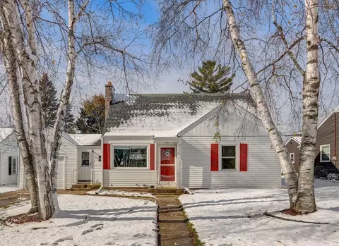 1105 6th, Grafton, WI 53024