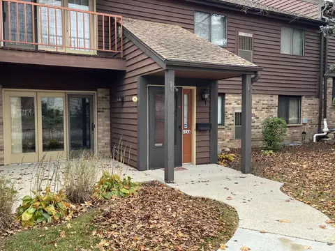 4244 S Ridgewood, Greenfield, WI 53221