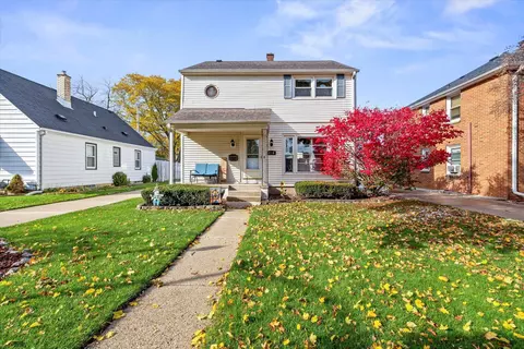 2349 S 82nd, West Allis, WI 53219