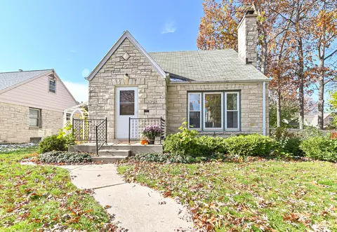 3387 S Princeton, Milwaukee, WI 53215