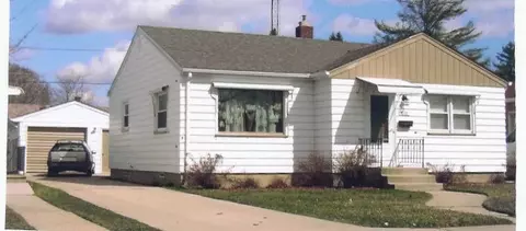 1620 27th, Kenosha, WI 53140