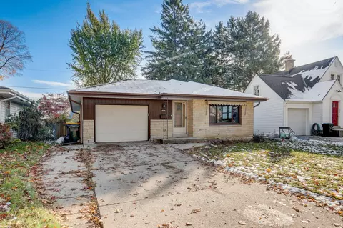 2424 S 81st, West Allis, WI 53219