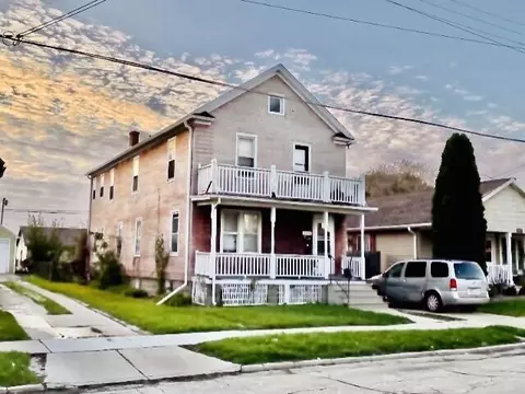 5004 25th, Kenosha, WI 53140