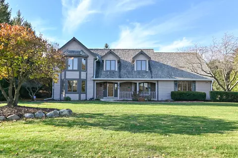 2415 Wynfield, Brookfield, WI 53045