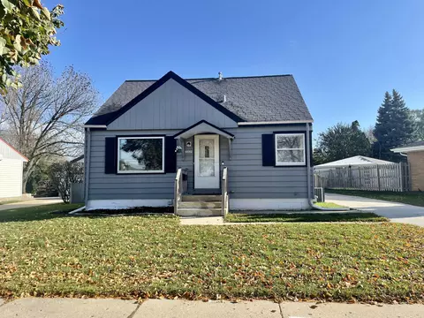 10429 W Montana, West Allis, WI 53227