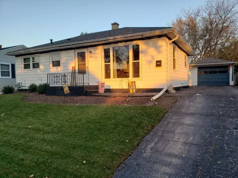 2051 Georgia, Racine, WI 53404