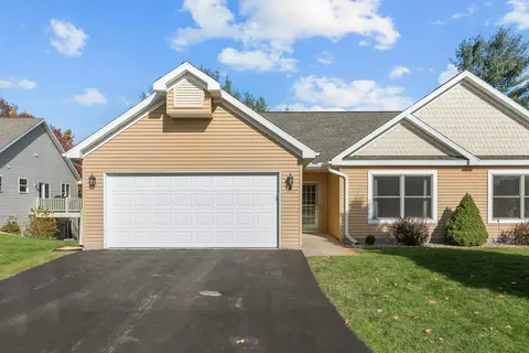 1032 Charles Wright, Waupaca, WI 54981