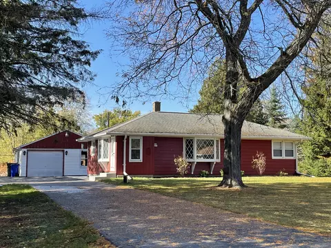 w148s6491 Brookside, Muskego, WI 53150