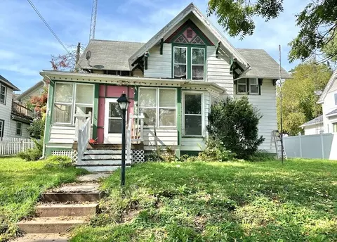 109 Wisconsin #111, Jefferson, WI 53549