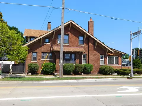 7422 Sheridan, Kenosha, WI 53143