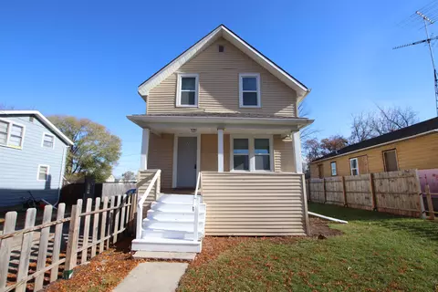 17 S Boardman, Fond Du Lac, WI 54935