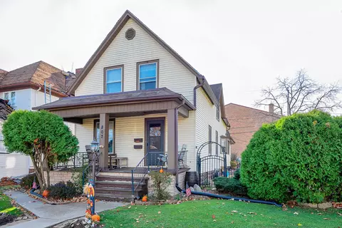 807 Michigan, South Milwaukee, WI 53172
