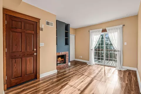1411 E Russell #2, Milwaukee, WI 53207