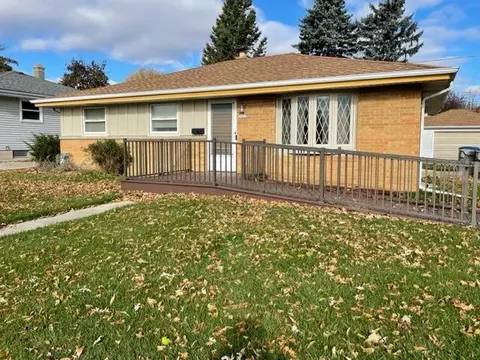 1422 W Van Norman, Milwaukee, WI 53221
