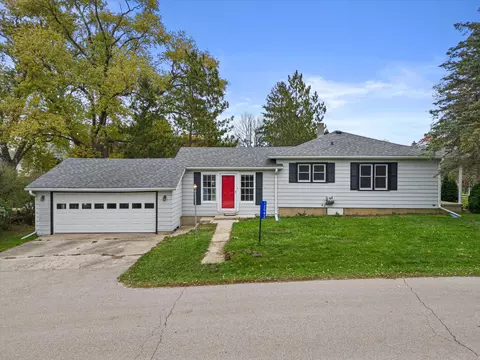 12043 258th, Trevor, WI 53179