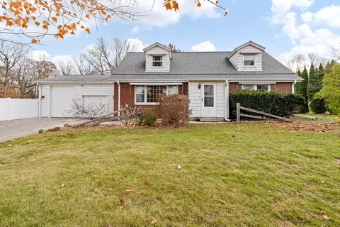 w188n13532 Maple, Richfield, WI 53076