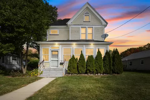 216 W Rossman, Hartford, WI 53027