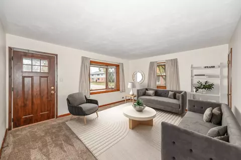 4104 S Lenox, Milwaukee, WI 53207