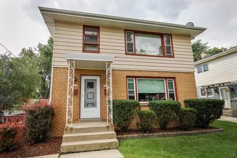 1317 W Sheridan #1319, Milwaukee, WI 53209