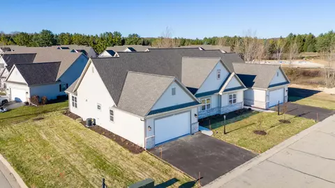 1839 Cedar Rdg, Slinger, WI 53086