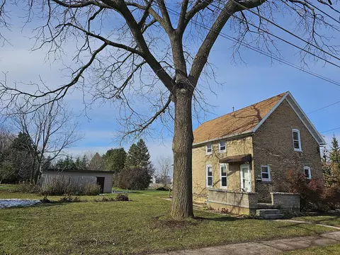 1206 S 26th, Manitowoc, WI 54220