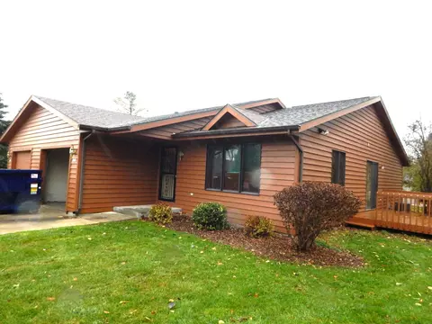 2717 Windepoint, Sheboygan, WI 53083