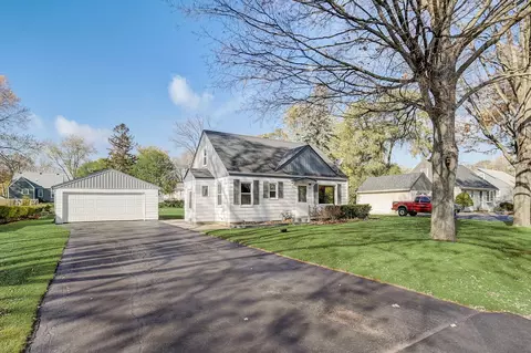 1435 S 164th, New Berlin, WI 53151