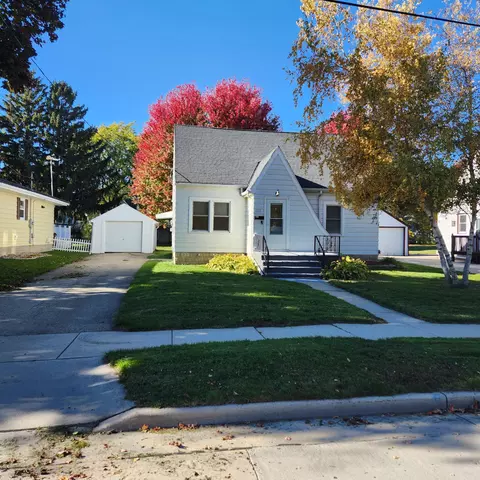 123 Fischer, Beaver Dam, WI 53916