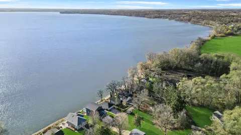 w9695 Lake Drive, Sumner, WI 53534
