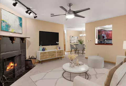 1110 S Sunnyslope #F6, Mount Pleasant, WI 53406