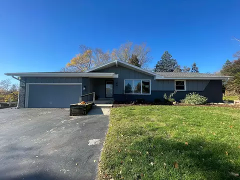 1115 Summit, Waukesha, WI 53186