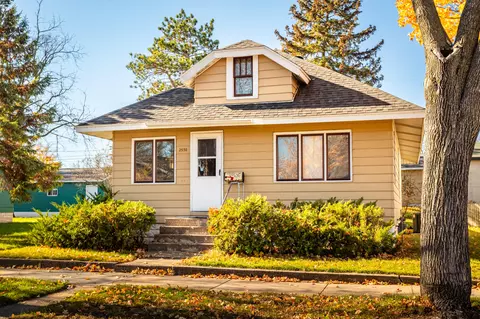 2530 14th, La Crosse, WI 54601