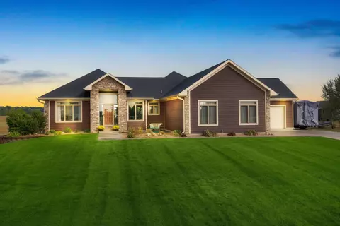 n13460 Schubert Road, Trempealeau, WI 54661