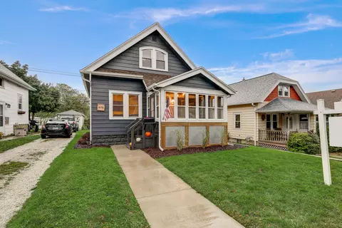 575 S Oak Park, Milwaukee, WI 53214