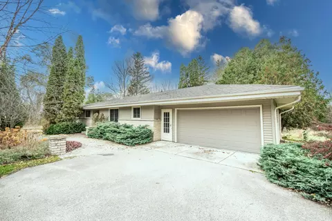 5825 Wildlife, Addison, WI 53002