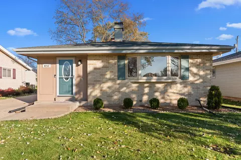 4210 S 89th, Greenfield, WI 53228