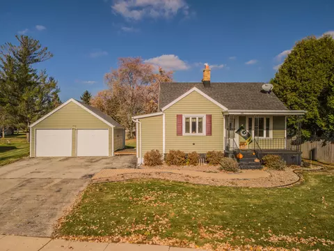 3416 Menasha, Manitowoc, WI 54220