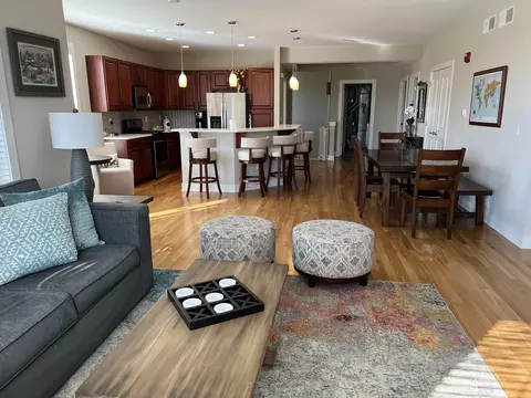 1019 Crane #40-06, Geneva, WI 53147